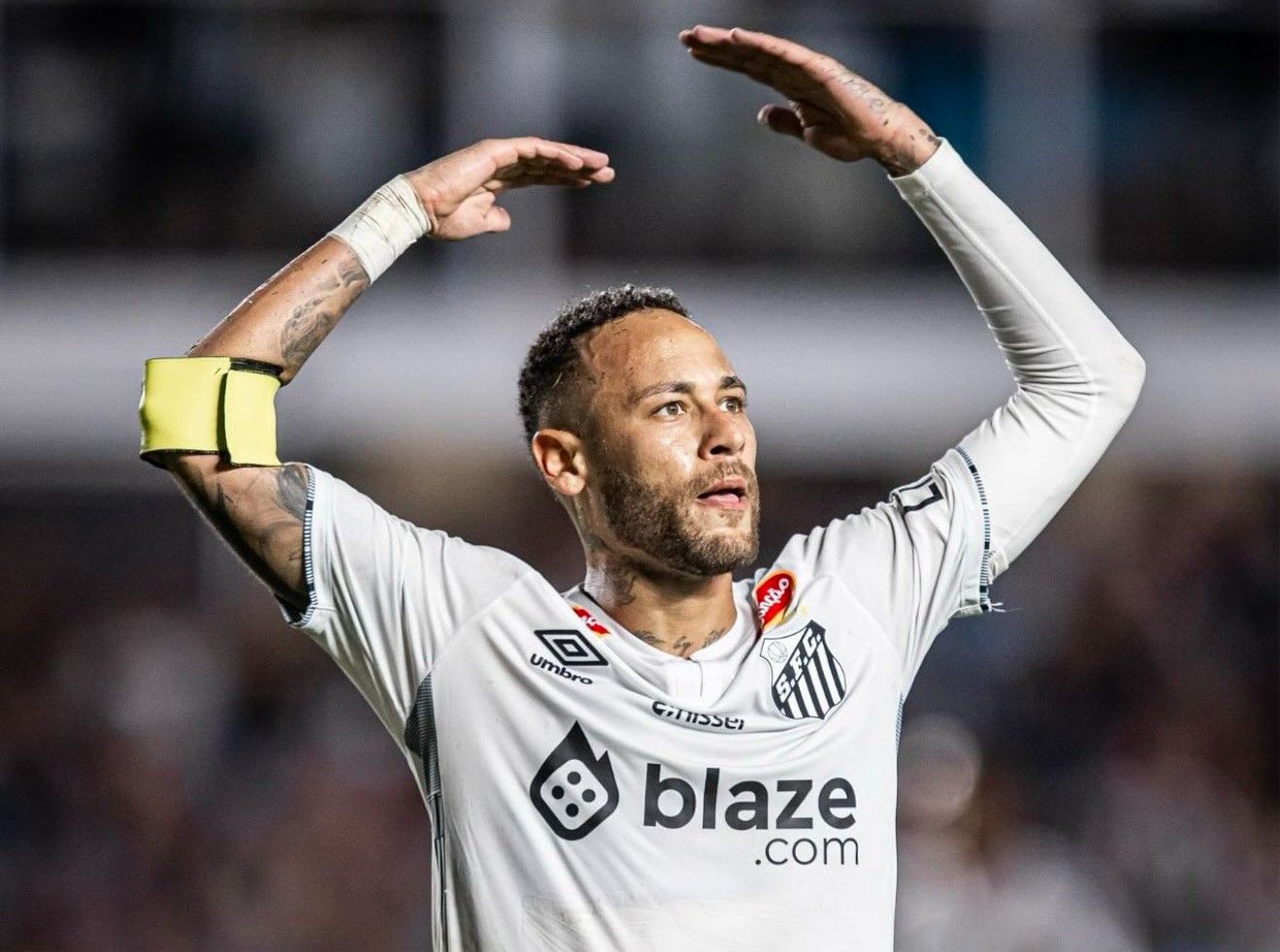 壹号娱乐-内马尔回归赛场，逆转首场状态亮眼，快船观众沸腾！的简单介绍